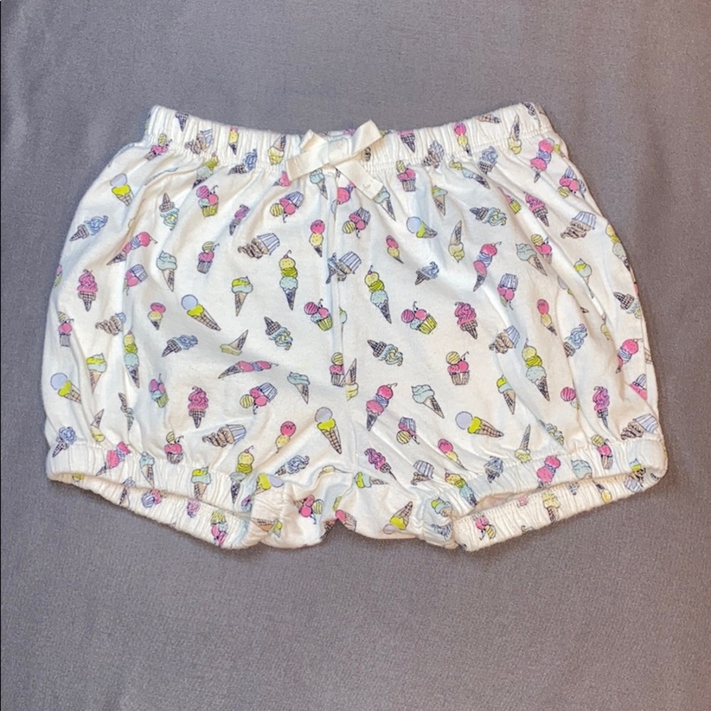 Baby Gap girls bubble Shorts